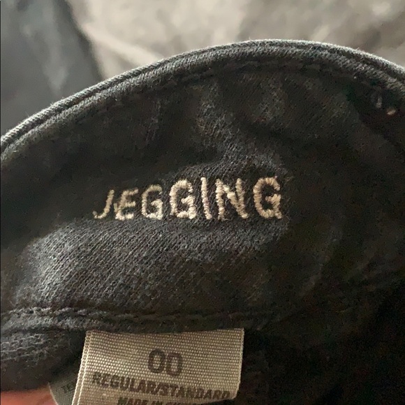 American Eagle knit Jeggings - Picture 3 of 4